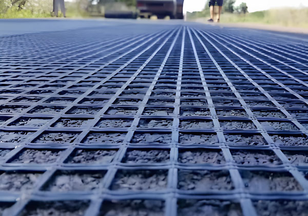 Polyester-uniaxial-geogrid-01